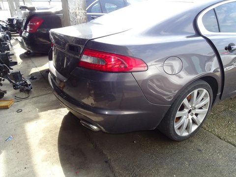 BARA SPATE JAGUAR XF