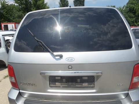 Bara Spate Kia Carnival din 2002