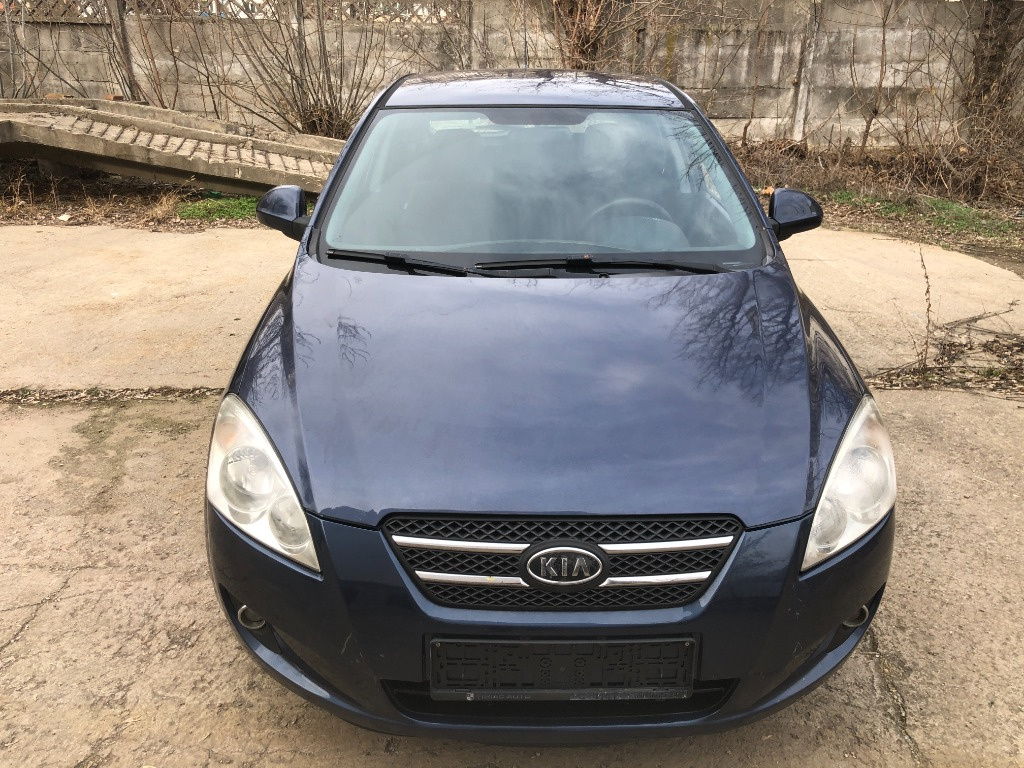 Bara spate Kia Ceed 2009 hatchback 1.4