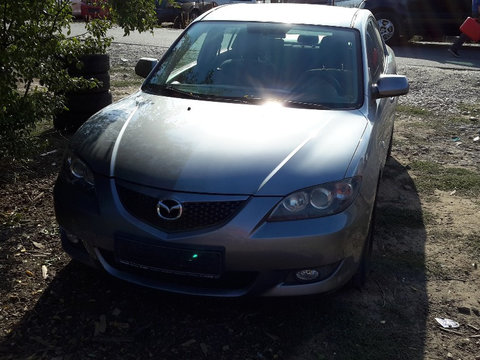 Bara spate Mazda 3 2004 berlina 1.6