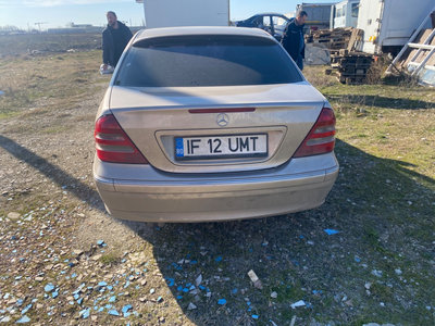 Bara spate Mercedes c Class w203 Facelift