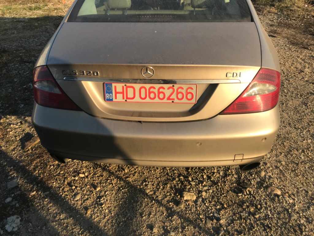 Bara spate mercedes cu senzori Cls w219