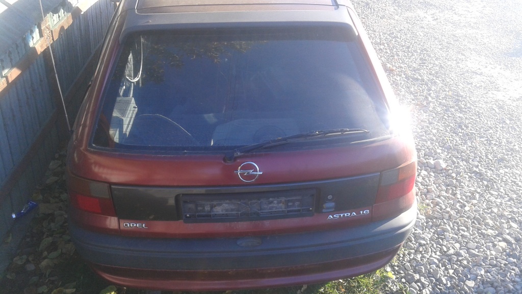 Bara spate opel astra f , hatchback ,1994,1995,1996,1997 ,stare buna