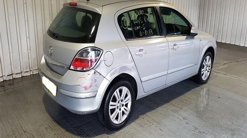 Bara spate Opel Astra H 2007 Hatchback 1