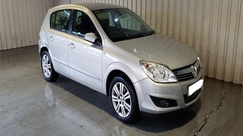 Bara spate Opel Astra H 2007 Hatchback 1