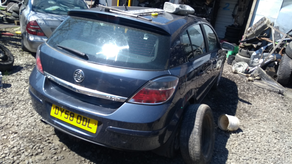 Bara spate Opel Astra H 2008 Hatchback 1