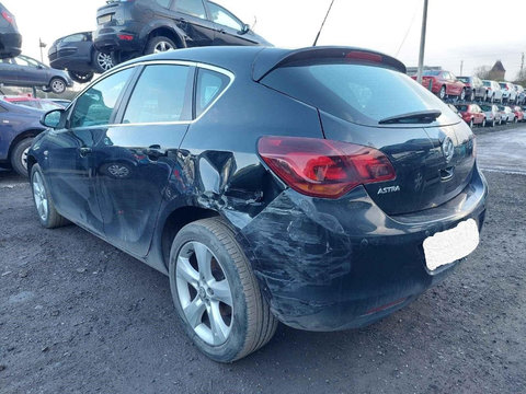 Bara spate Opel Astra J 2011 HATCHBACK 1.4i A14XER