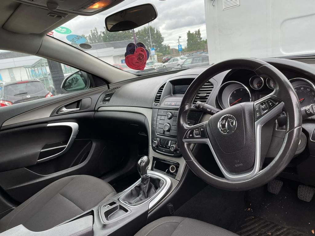 Bara spate Opel Insignia A 2011 Berlina 