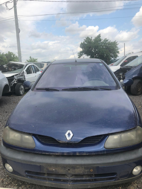 Bara spate Renault Laguna 1999 hatchback 1.6