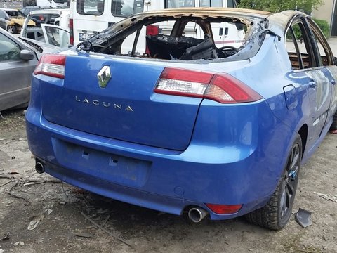 Bara spate - Renault Laguna 2.0i Turbo, an 2011