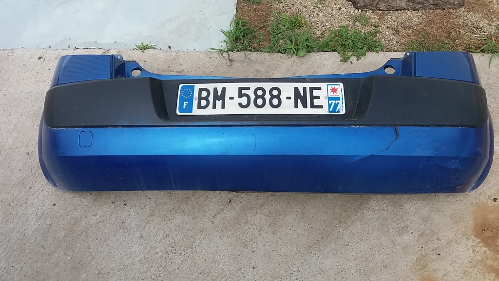 Bara spate Renault Megane 2 hatchback cu defect