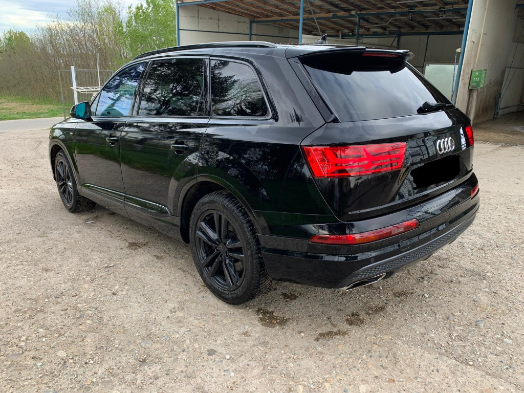 Bara spate S line Audi Q7 4M