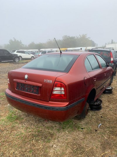 Bara spate Skoda Octavia 2002 Sedan 1.9