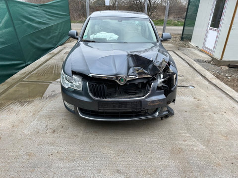 Bara spate Skoda Superb 2 2008 Berlină 1.8