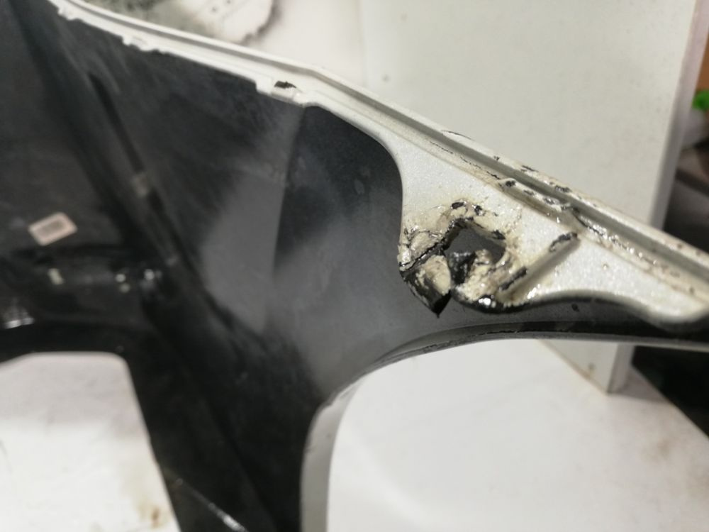 Bara spate Toyota Corolla Berlina An 201
