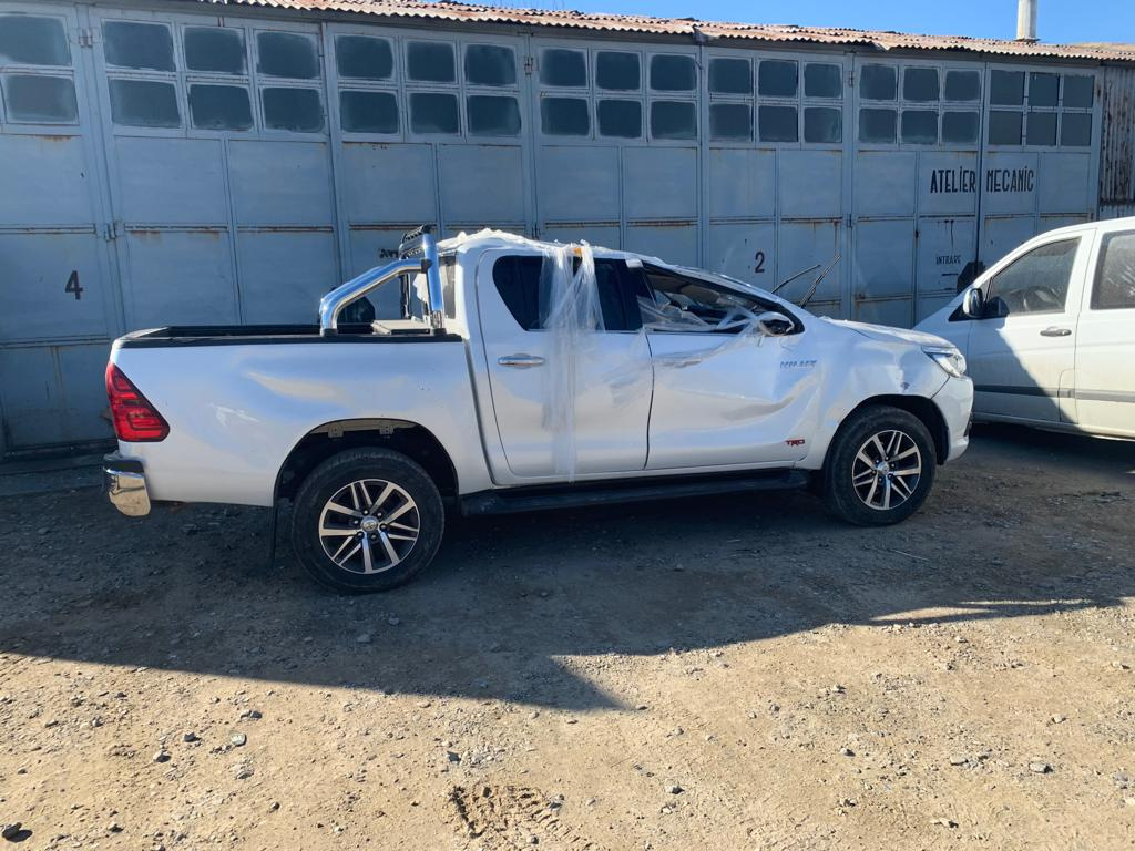 Bara spate Toyota Hilux 2020 REVO 2400