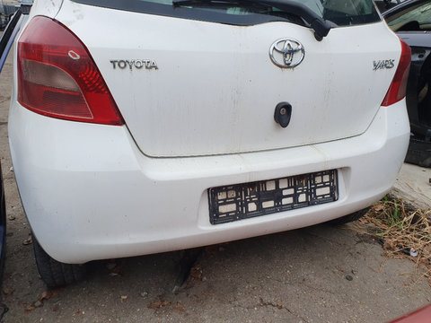 Bara spate Toyota Yaris an 2010