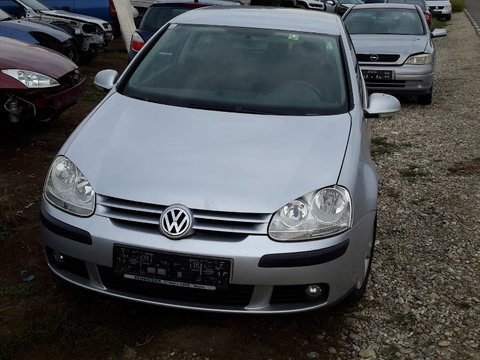 Bara spate Volkswagen Golf 5 2005 hatchback 1.4