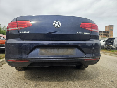 Bara spate Volkswagen Passat B8 Berlina 2015