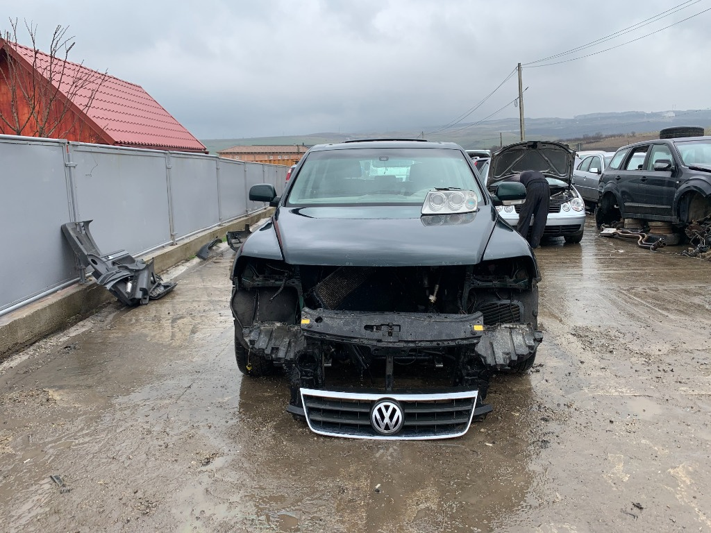 Bara spate Volkswagen Touareg 7P 2005 suv 2,5 tdi