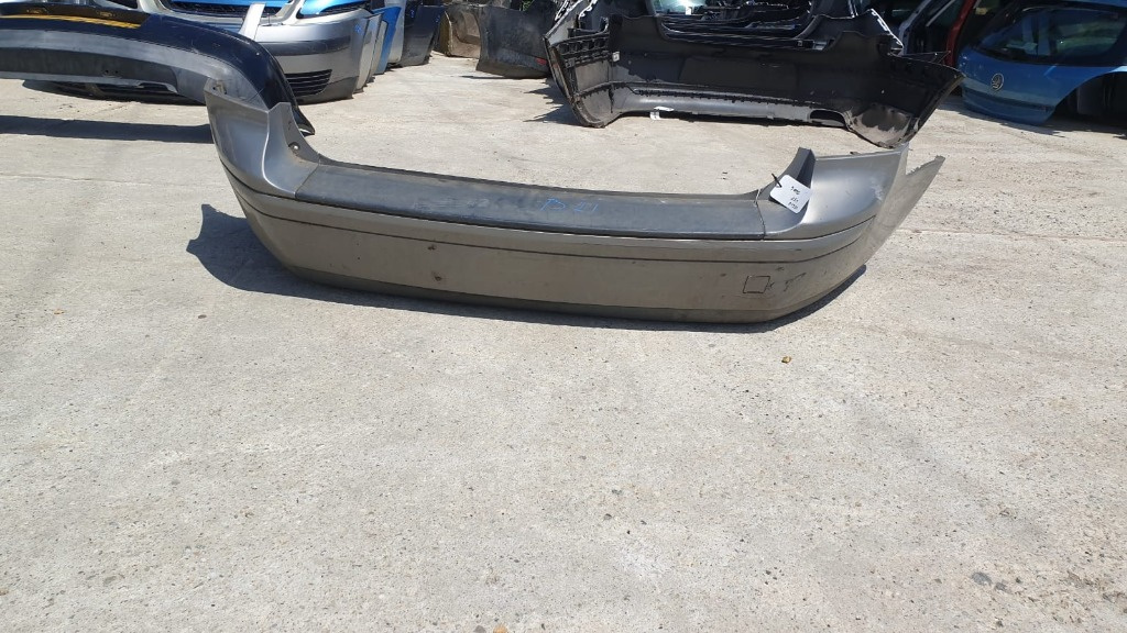 Bara spate Volvo V50 2004