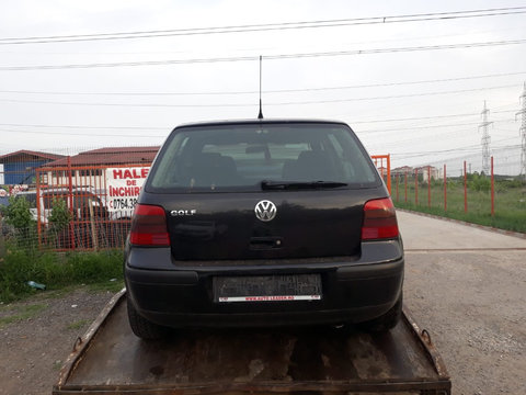 Bara spate Vw Golf 4