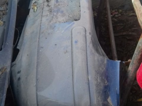 Bara spate VW Golf 4