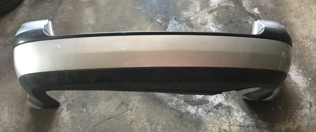 Bara spate VW Golf 4