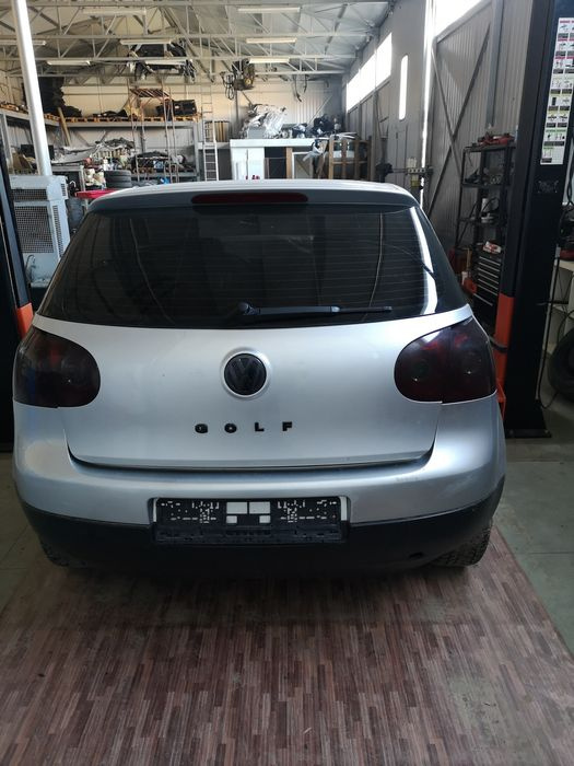 Bara spate vw golf 5 usa faruri