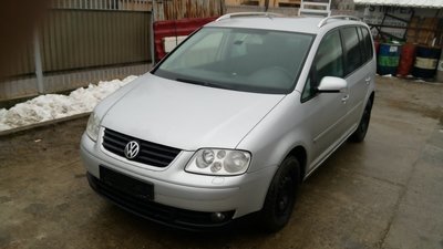 Bara spate VW Touran 2006 Htchback 2.0 TDI BKD