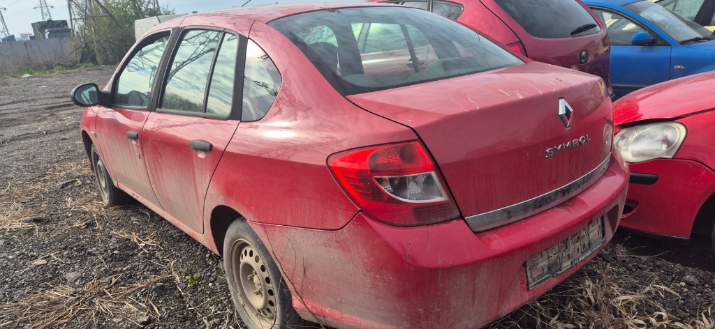 Bara spoiler spate Renault Thalia Symbol 2008 2009 2010 2011