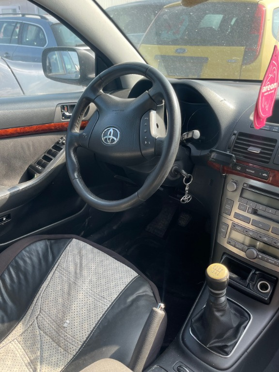 Bara stabilizatoare fata Toyota Avensis 