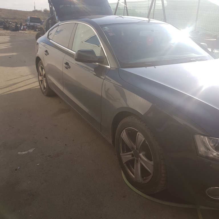 Bascula dreapta Audi A5 2010 Hatchback 2