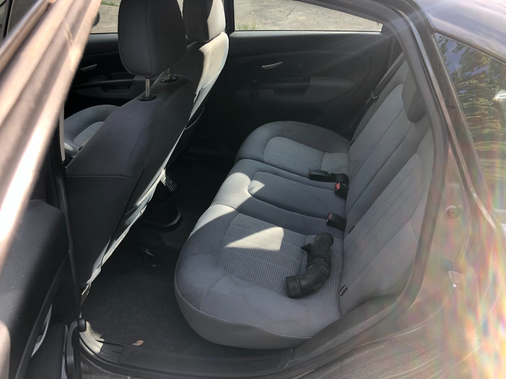 Bascula stanga Fiat Linea 2010 sedan 1.3