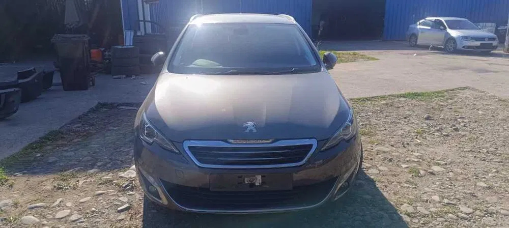 Bascula stanga Peugeot 308 2015 COMBI 2.0 HDI