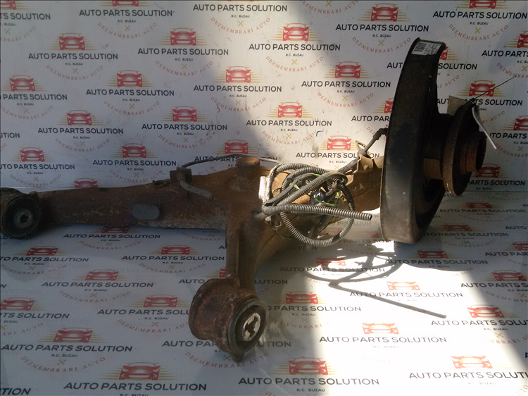 Bascula stanga spate 2.5 TDI VW T5 an fabr.2007