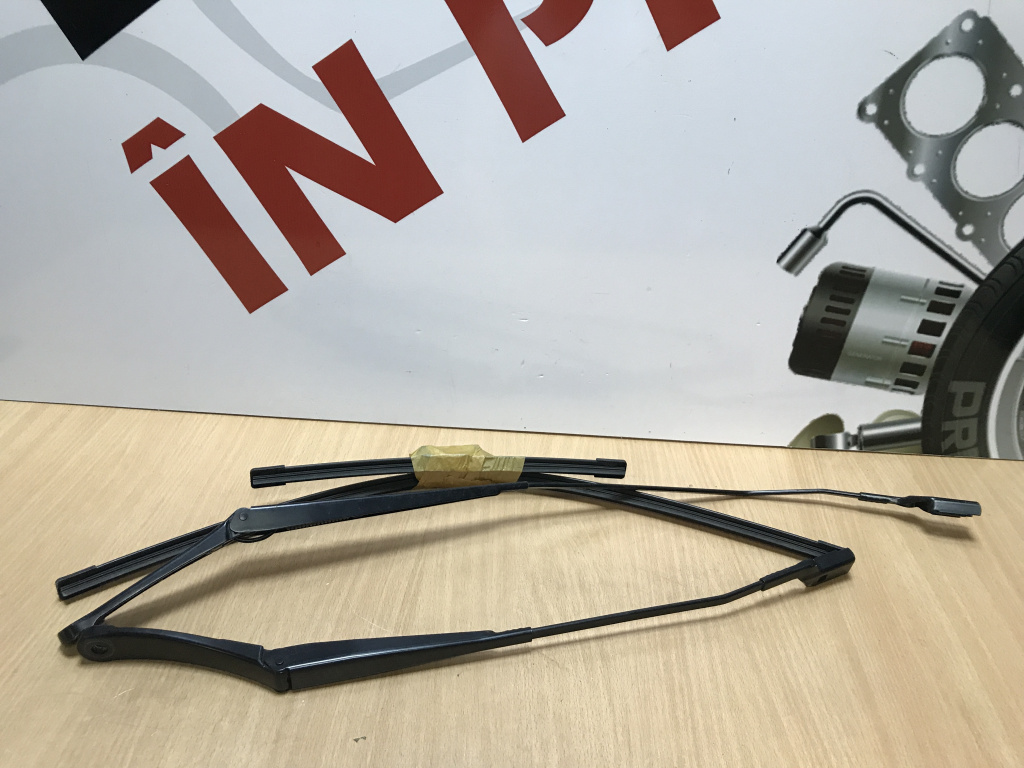 Beat stergator stanga dreapta ford fiesta dupa 2018 cod h1bb17526aa h1bb17526bb