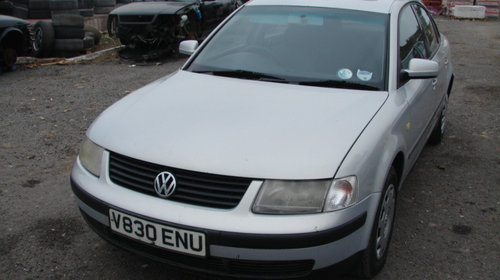 Bec xenon Volkswagen VW Passat B5 [1996 