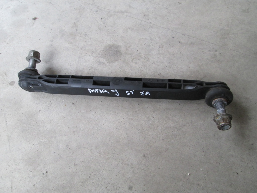 Bieleta antiruliu stanga fata 13219141 Opel Astra J 1.7 CDTI 131cp 37 986 km 2012 2013 2014 2015