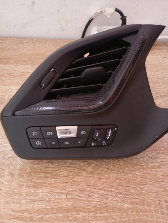 Bloc lumini BMW seria 1 F40 an de fabricație 2021