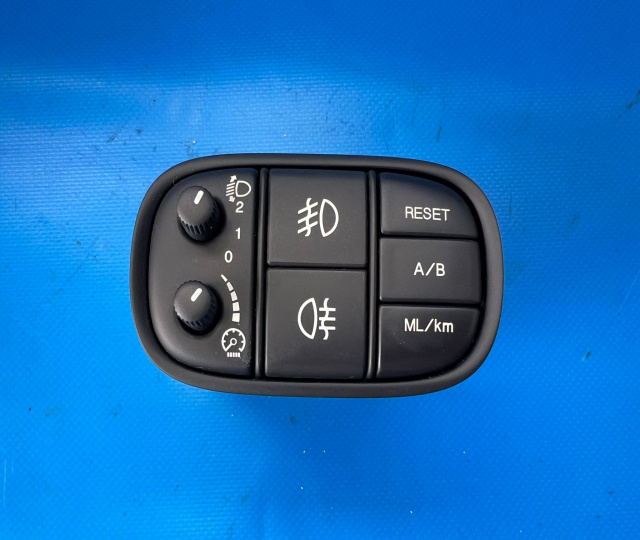 Bloc lumini / Comutator far / Comutator proiectoare 2R8311654 / 2R8311654 Jaguar S-Type [1999 - 2004] Sedan 4.0 AT (276 hp)