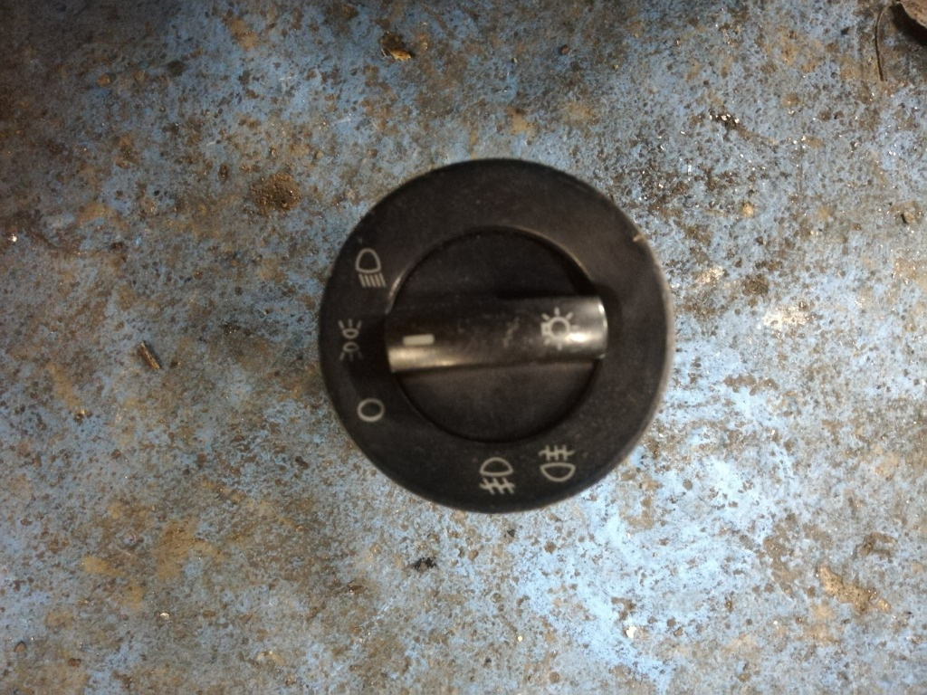Bloc lumini cu proiectoare Volkswagen Transporter 