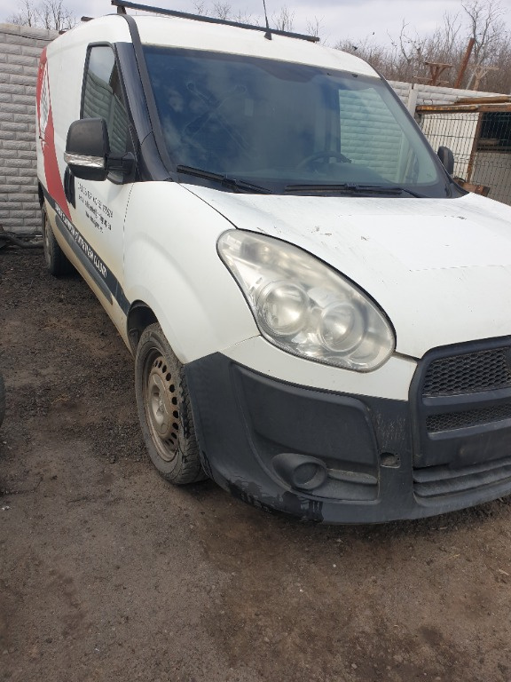 Bloc lumini Fiat Doblo 2012 Cargo 1.3 Mu