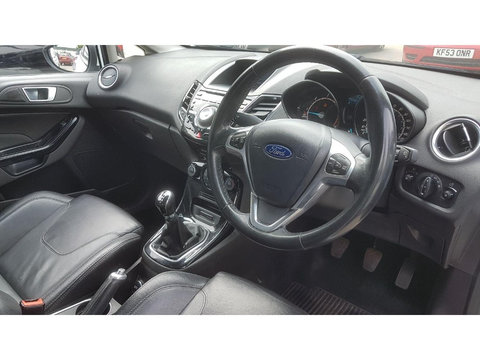 Bloc lumini Ford Fiesta 6 2014 Hatchback 1.6 TDCI (95PS)