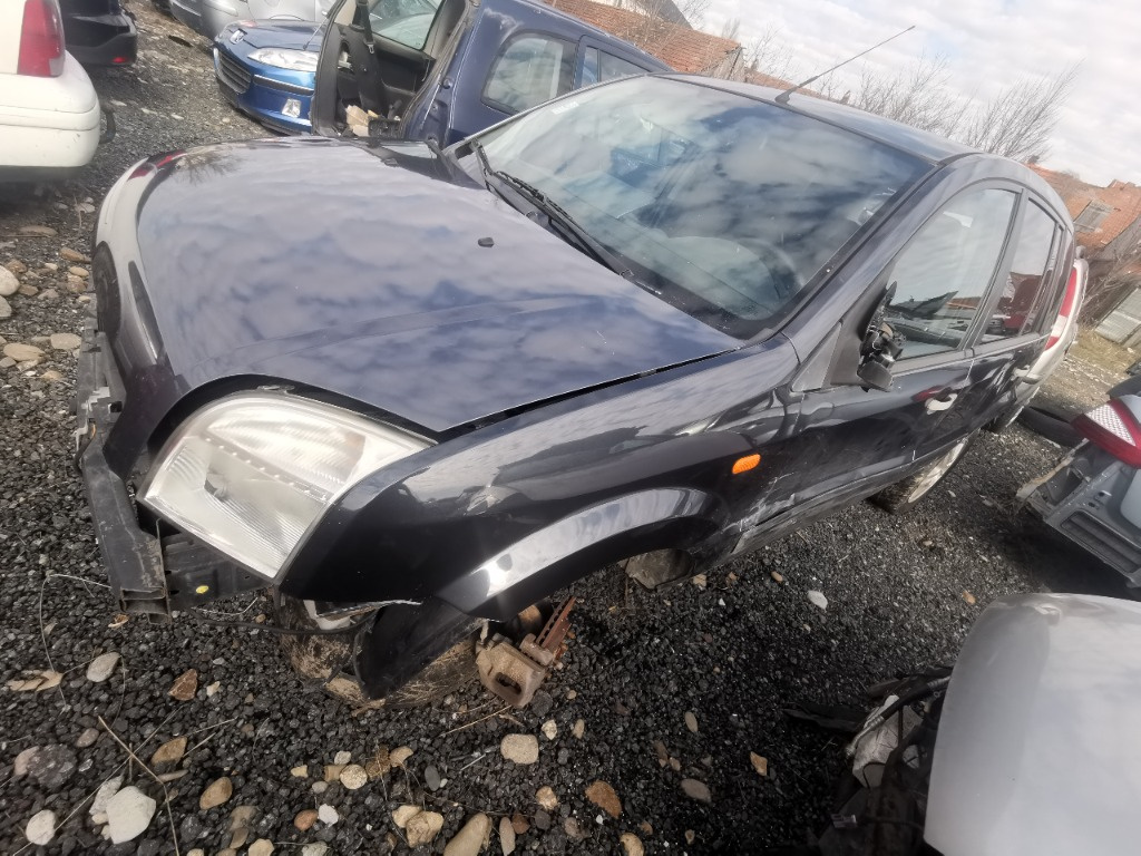 Bloc lumini Ford Fusion 2006 Hatchback 1.4 Tdci