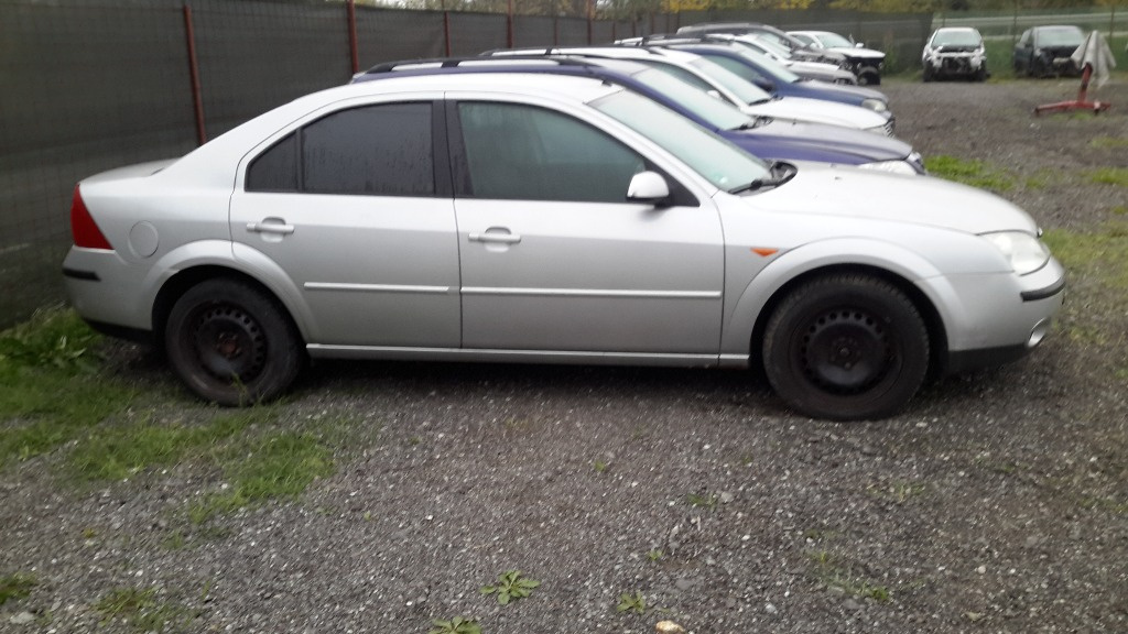 Bloc lumini Ford Mondeo 3 2003 hatchback