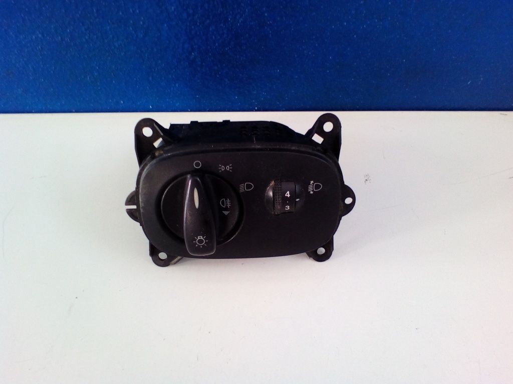 Bloc lumini Ford Transit 2004