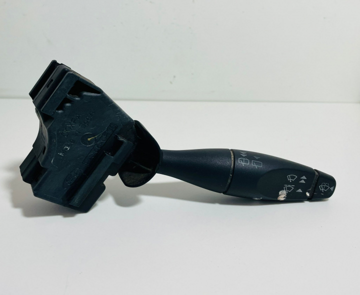 Bloc lumini Maneta stergator PA66-GF30 / 98AG17A553CC Ford Fiesta [1976 - 1983]
