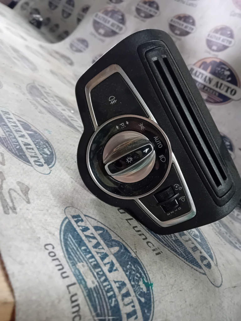 Bloc lumini Mercedes C Class W205, A2059056000