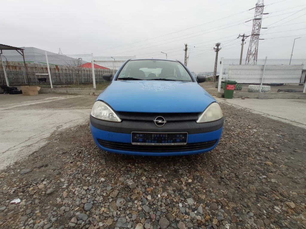 Bloc lumini Opel Corsa C 2001 Hatchback 1.0 benzină, 43kw